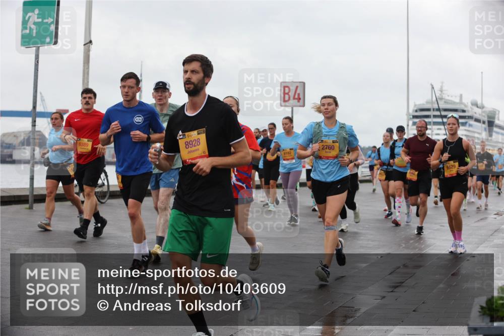 13.09.2026 - Kiel Lauf Andreas Tolksdorf http://msf.ph/oto/10403609 13.09.2026 11:03:54 Kiellinie 6389, 38, 8928, 4, 8182, 139, 2760, 6529 meine-sportfotos.de