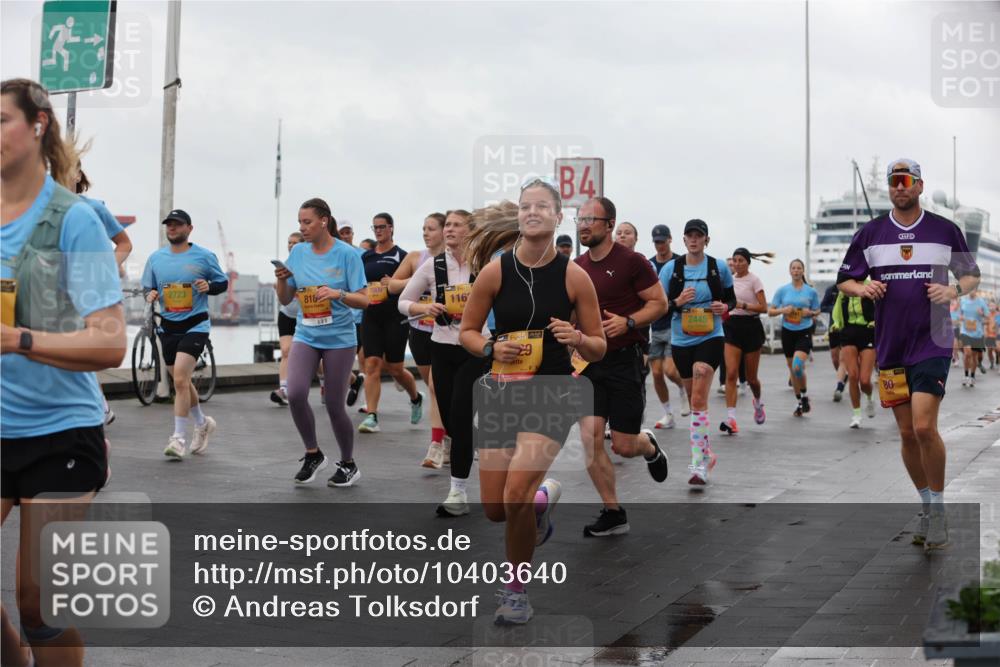 13.09.2026 - Kiel Lauf Andreas Tolksdorf http://msf.ph/oto/10403640 13.09.2026 11:03:56 Kiellinie 3, 2723, 818, 116, 63, 4, 2445, 39, 80 meine-sportfotos.de
