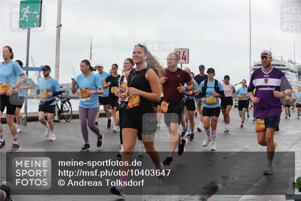 13.09.2026 - Kiel Lauf Andreas Tolksdorf http://msf.ph/oto/10403647 13.09.2026 11:03:56 Kiellinie 1453, 2723, 8182, 7809, 6529, 8062, 34, 2445, 80 meine-sportfotos.de