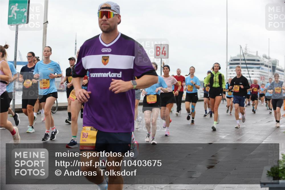 13.09.2026 - Kiel Lauf Andreas Tolksdorf http://msf.ph/oto/10403675 13.09.2026 11:03:58 Kiellinie 7809, 5412, 365, 4, 1, 38, 80, 2274, 12181, 3, 9804 meine-sportfotos.de