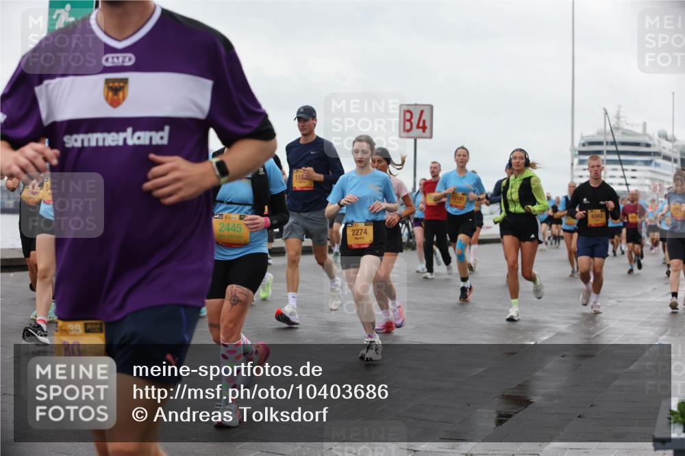 13.09.2026 - Kiel Lauf Andreas Tolksdorf http://msf.ph/oto/10403686 13.09.2026 11:03:59 Kiellinie 80, 4, 38, 2445, 115, 2274, 4, 12181, 6343, 83 meine-sportfotos.de