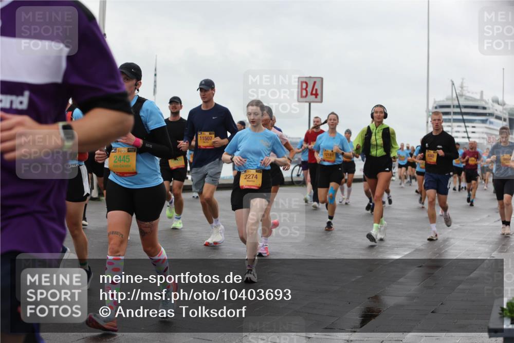 13.09.2026 - Kiel Lauf Andreas Tolksdorf http://msf.ph/oto/10403693 13.09.2026 11:03:59 Kiellinie 39, 2445, 11507, 2274, 4, 12181, 6343, 83, 9804 meine-sportfotos.de