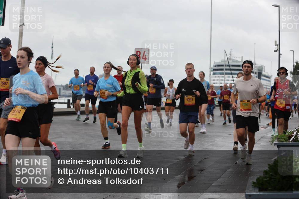 13.09.2026 - Kiel Lauf Andreas Tolksdorf http://msf.ph/oto/10403711 13.09.2026 11:04:00 Kiellinie 38, 1507, 2274, 1218, 84, 6343, 11, 7607, 7236 meine-sportfotos.de