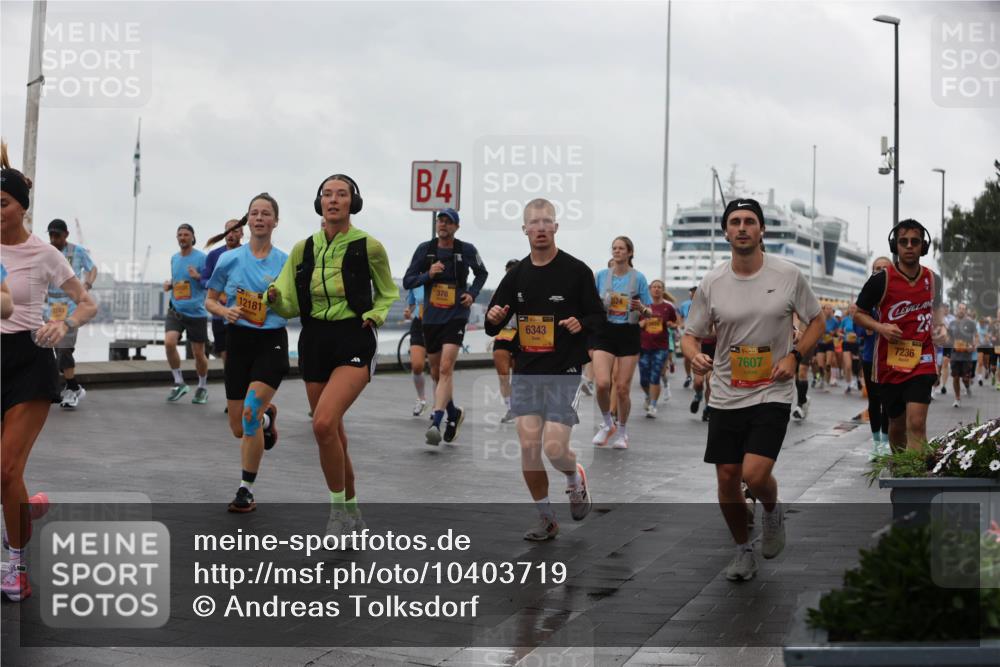 13.09.2026 - Kiel Lauf Andreas Tolksdorf http://msf.ph/oto/10403719 13.09.2026 11:04:00 Kiellinie 12181, 4, 378, 39, 6343, 7607, 7236, 28 meine-sportfotos.de