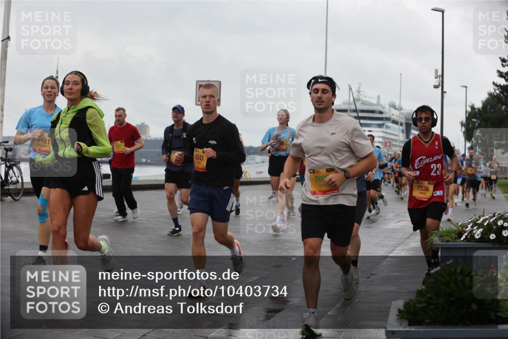 13.09.2026 - Kiel Lauf Andreas Tolksdorf http://msf.ph/oto/10403734 13.09.2026 11:04:01 Kiellinie 12181, 6343, 39, 760, 3, 38, 7236, 23 meine-sportfotos.de