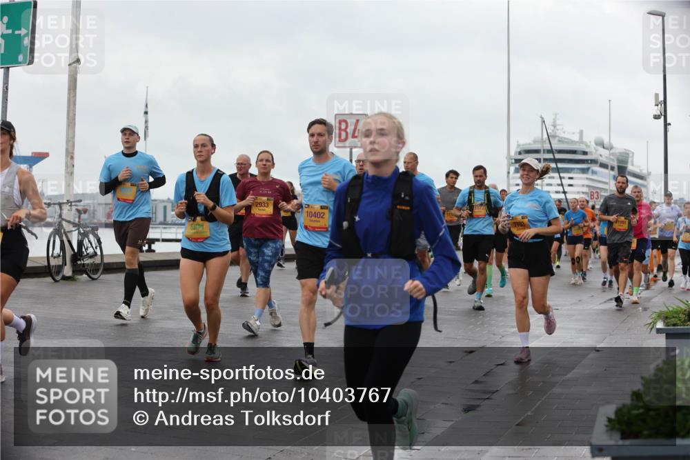 13.09.2026 - Kiel Lauf Andreas Tolksdorf http://msf.ph/oto/10403767 13.09.2026 11:04:05 Kiellinie 6304, 2933, 10402, 1072, 7793, 3, 1891 meine-sportfotos.de
