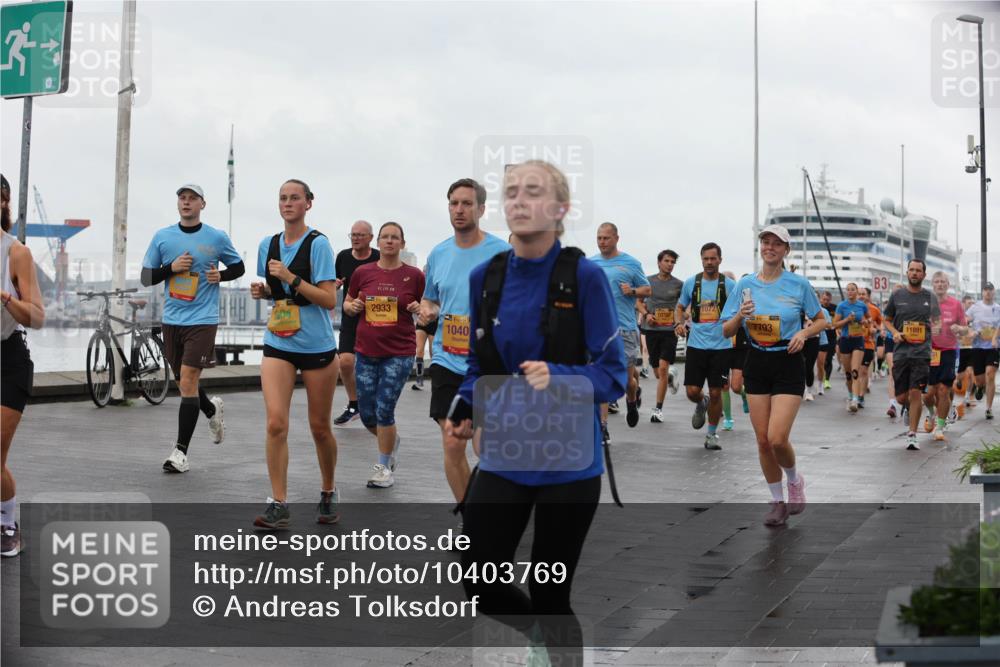 13.09.2026 - Kiel Lauf Andreas Tolksdorf http://msf.ph/oto/10403769 13.09.2026 11:04:05 Kiellinie 3, 42, 395, 2933, 35, 1040, 1072, 10397, 7793, 3, 11891 meine-sportfotos.de