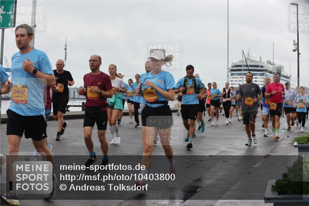 13.09.2026 - Kiel Lauf Andreas Tolksdorf http://msf.ph/oto/10403800 13.09.2026 11:04:07 Kiellinie 3, 39, 10402, 103, 2954, 7793, 1072, 11891, 12231, 2 meine-sportfotos.de