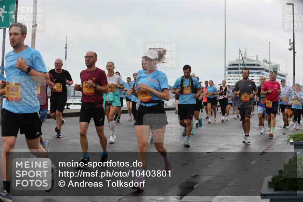 13.09.2026 - Kiel Lauf Andreas Tolksdorf http://msf.ph/oto/10403801 13.09.2026 11:04:07 Kiellinie 31, 39, 10402, 9103, 2934, 7793, 1072, 11891, 12231 meine-sportfotos.de
