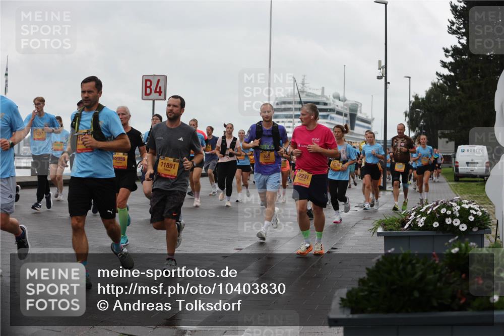 13.09.2026 - Kiel Lauf Andreas Tolksdorf http://msf.ph/oto/10403830 13.09.2026 11:04:08 Kiellinie 2597, 4, 12059, 38, 11891, 355, 12231, 12116 meine-sportfotos.de
