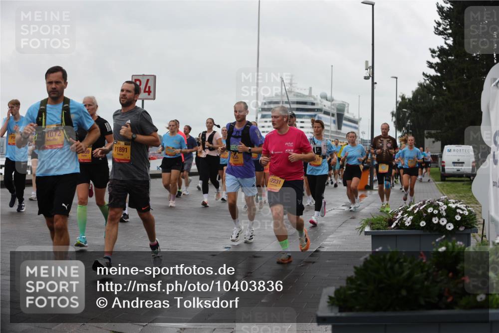 13.09.2026 - Kiel Lauf Andreas Tolksdorf http://msf.ph/oto/10403836 13.09.2026 11:04:09 Kiellinie 255, 1072, 84, 59, 38, 11891, 355, 12231, 00 meine-sportfotos.de