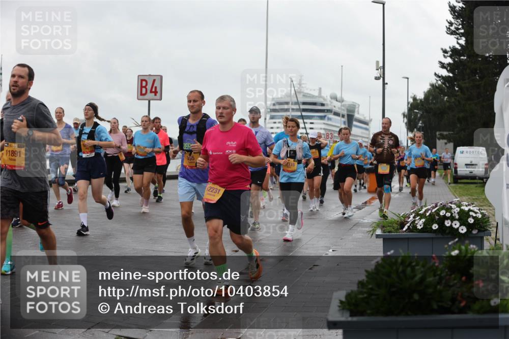 13.09.2026 - Kiel Lauf Andreas Tolksdorf http://msf.ph/oto/10403854 13.09.2026 11:04:09 Kiellinie 39, 11891, 4, 355, 12231, 2116, 3 meine-sportfotos.de