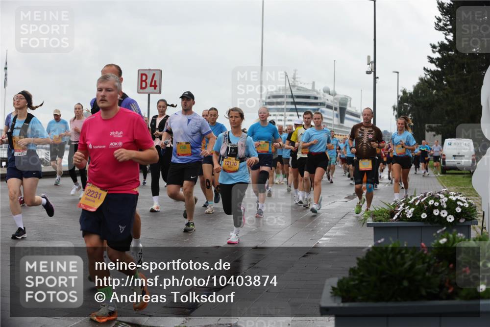 13.09.2026 - Kiel Lauf Andreas Tolksdorf http://msf.ph/oto/10403874 13.09.2026 11:04:10 Kiellinie 5204, 2231, 4, 768, 12116 meine-sportfotos.de