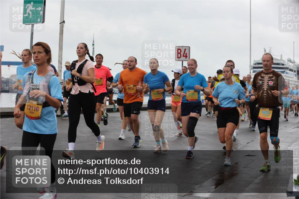 13.09.2026 - Kiel Lauf Andreas Tolksdorf http://msf.ph/oto/10403914 13.09.2026 11:04:12 Kiellinie 39, 12116, 6106, 8392, 4, 9032, 10649, 39, 8289, 1, 390 meine-sportfotos.de