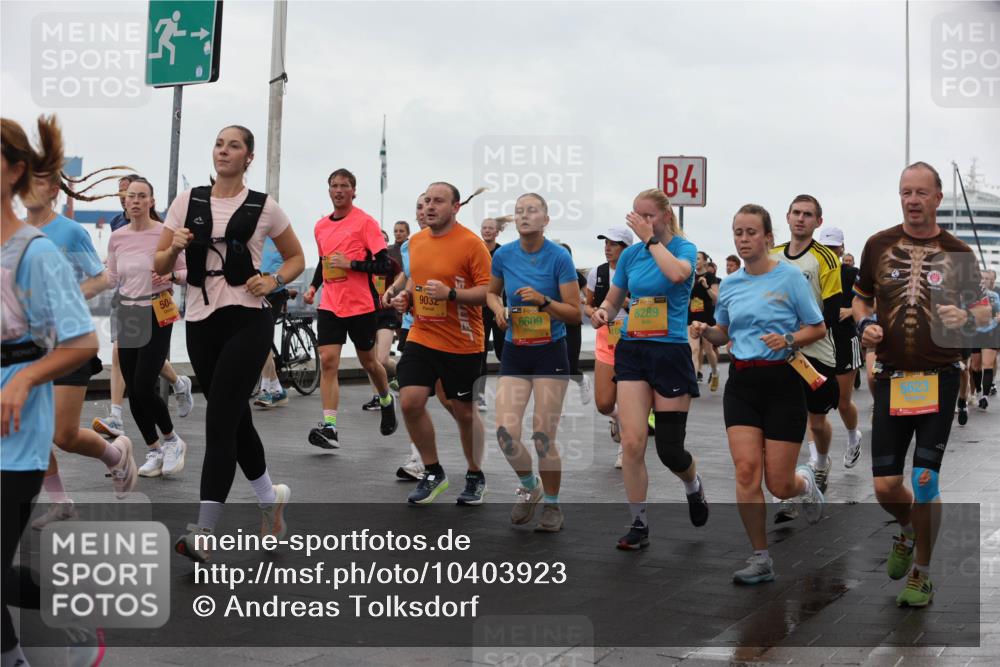 13.09.2026 - Kiel Lauf Andreas Tolksdorf http://msf.ph/oto/10403923 13.09.2026 11:04:13 Kiellinie 3, 504, 9032, 6609, 8289, 4, 5623 meine-sportfotos.de