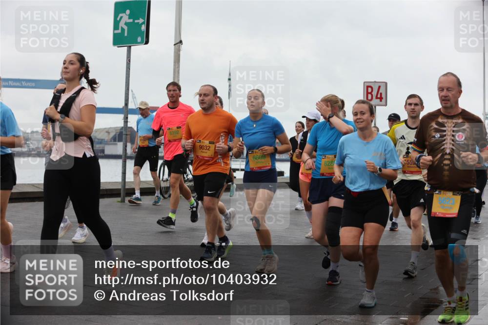 13.09.2026 - Kiel Lauf Andreas Tolksdorf http://msf.ph/oto/10403932 13.09.2026 11:04:13 Kiellinie 8392, 9032, 4, 39, 55, 6609, 828, 1, 38, 5623 meine-sportfotos.de