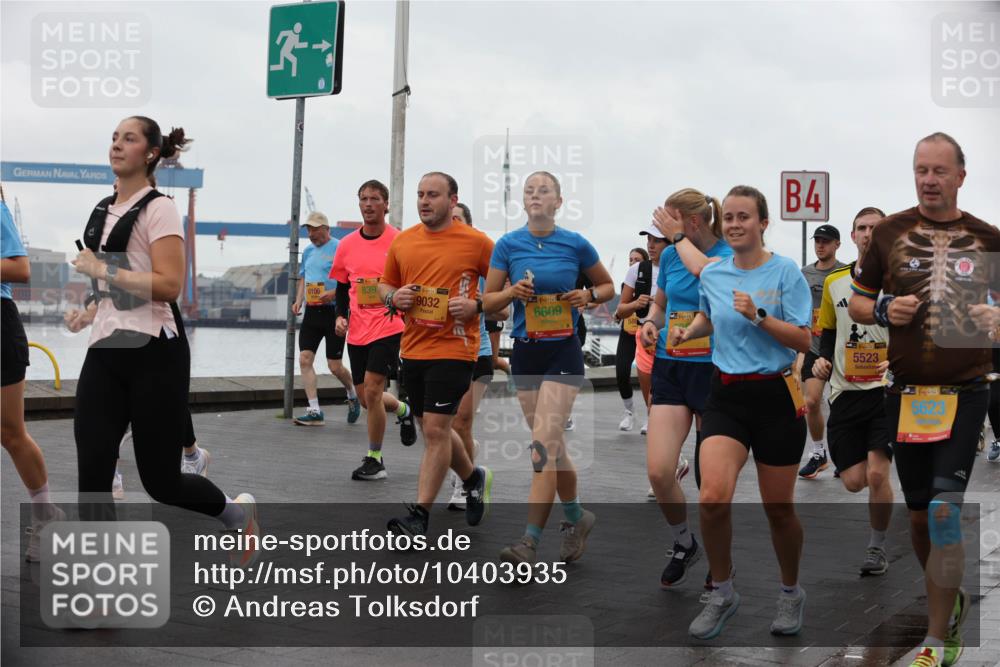 13.09.2026 - Kiel Lauf Andreas Tolksdorf http://msf.ph/oto/10403935 13.09.2026 11:04:13 Kiellinie 3, 6106, 839, 38, 9032, 38, 6609, 39, 4, 5523, 1, 38, 6623 meine-sportfotos.de