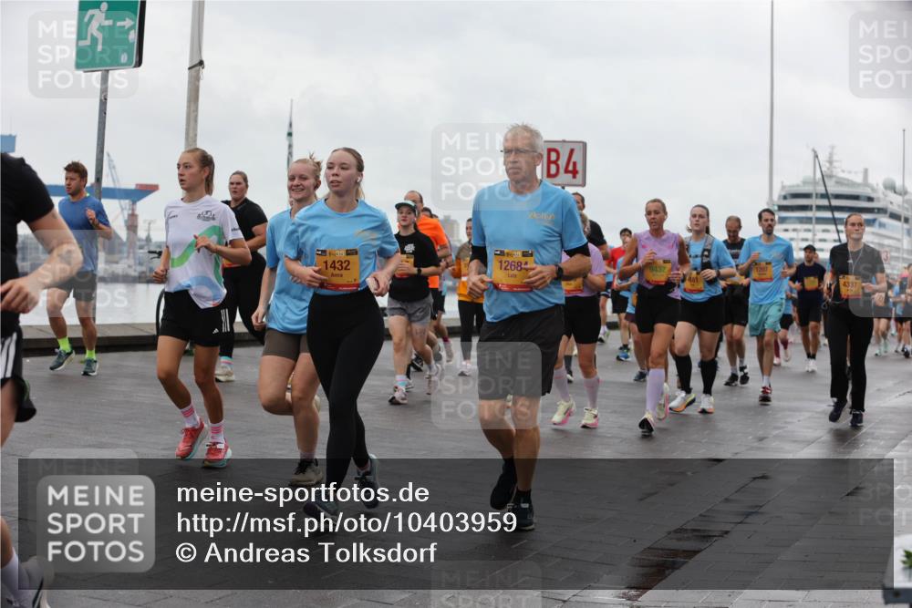 13.09.2026 - Kiel Lauf Andreas Tolksdorf http://msf.ph/oto/10403959 13.09.2026 11:04:17 Kiellinie 1000, 38, 1432, 39, 1268, 4, 9432, 4337 meine-sportfotos.de