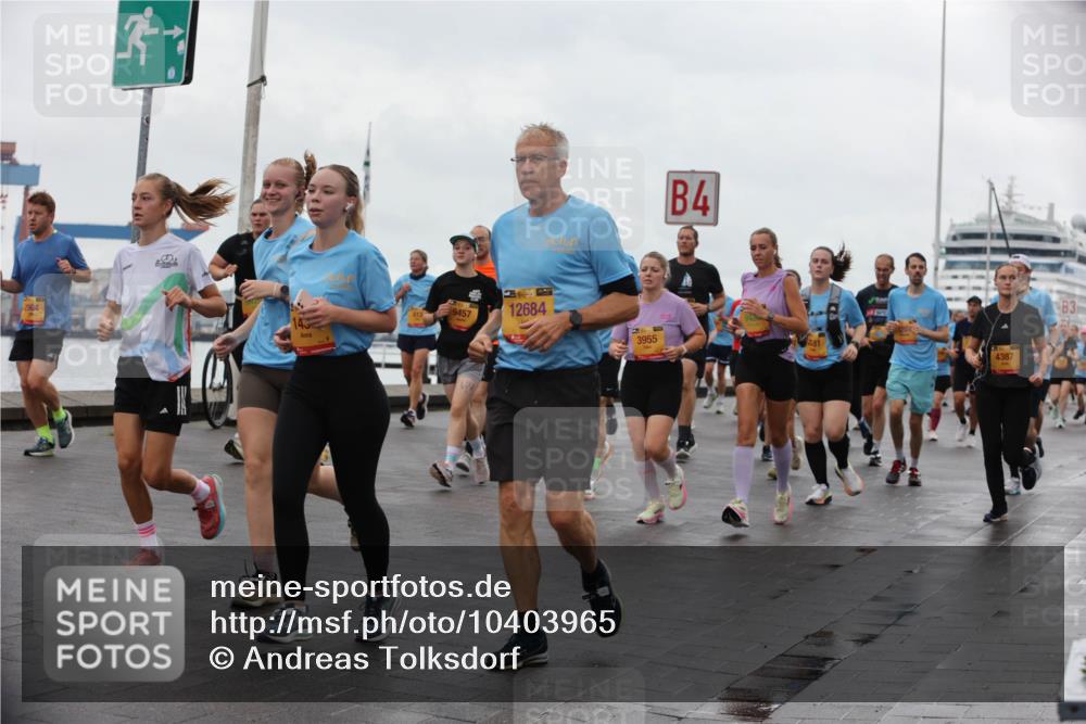 13.09.2026 - Kiel Lauf Andreas Tolksdorf http://msf.ph/oto/10403965 13.09.2026 11:04:17 Kiellinie 2904, 9457, 39, 12684, 4, 3955, 154, 4387, 3 meine-sportfotos.de