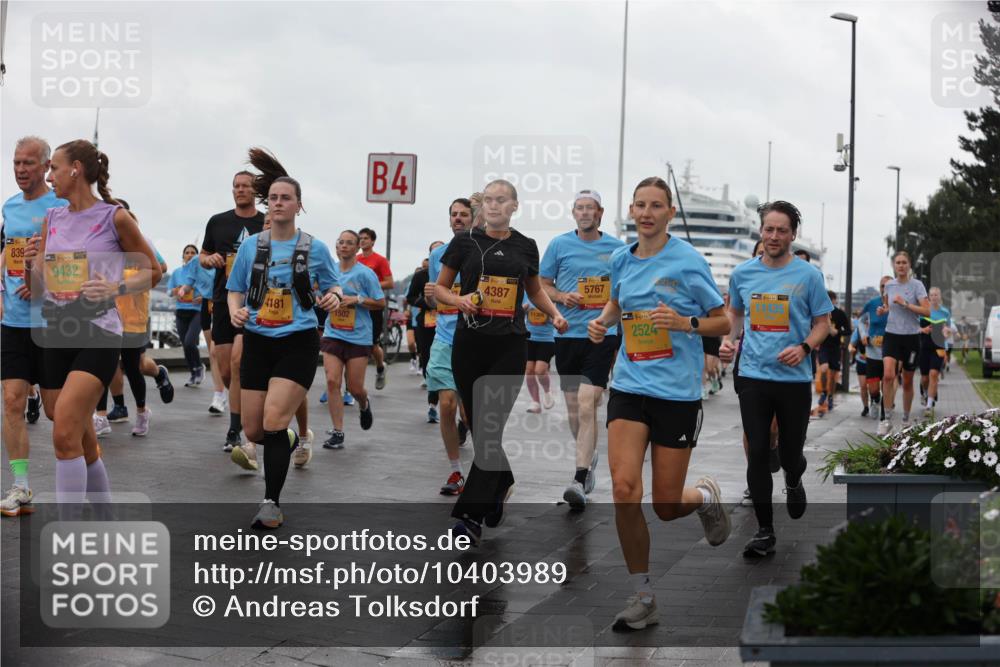 13.09.2026 - Kiel Lauf Andreas Tolksdorf http://msf.ph/oto/10403989 13.09.2026 11:04:19 Kiellinie 9432, 4, 4387 meine-sportfotos.de