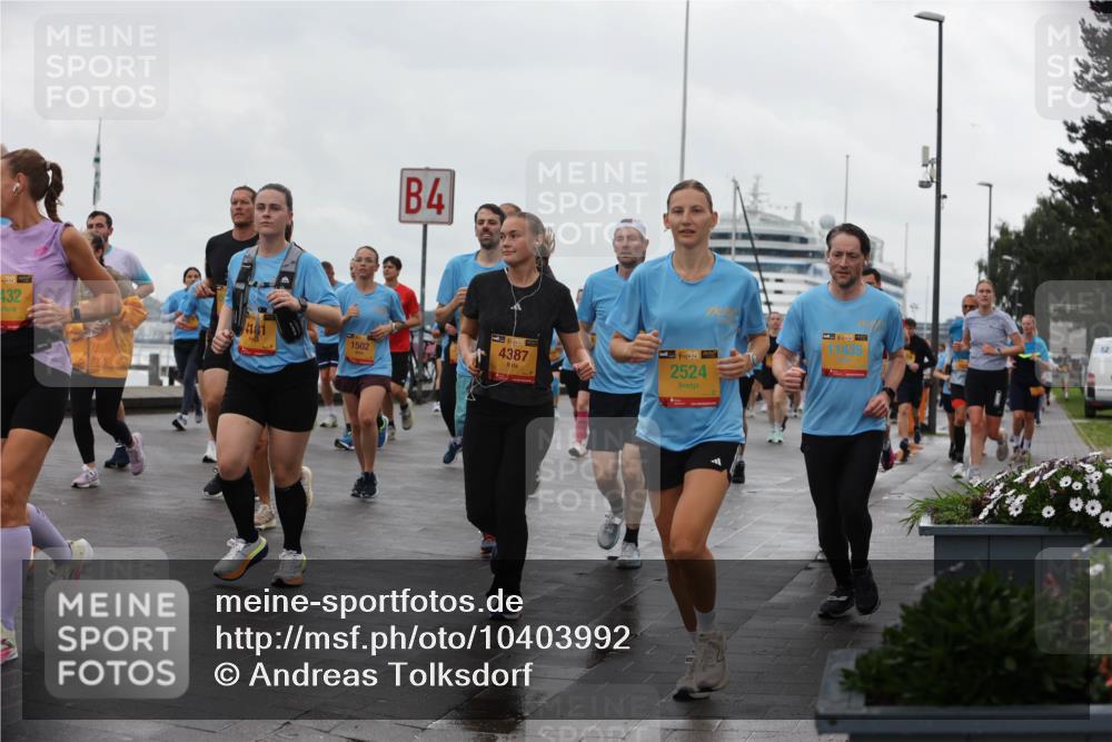 13.09.2026 - Kiel Lauf Andreas Tolksdorf http://msf.ph/oto/10403992 13.09.2026 11:04:19 Kiellinie 39, 432, 1502, 4, 4387, 38, 2524, 39, 11435, 12 meine-sportfotos.de