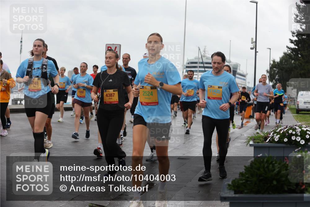 13.09.2026 - Kiel Lauf Andreas Tolksdorf http://msf.ph/oto/10404003 13.09.2026 11:04:19 Kiellinie 4181, 1502, 1, 38, 4387, 13, 38, 11435, 3017, 2524 meine-sportfotos.de