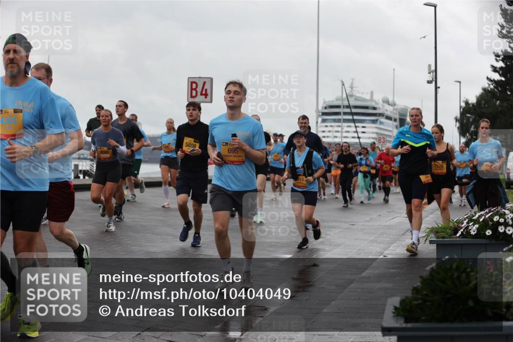 13.09.2026 - Kiel Lauf Andreas Tolksdorf http://msf.ph/oto/10404049 13.09.2026 11:04:25 Kiellinie 39, 4303, 9397, 4, 5808, 695, 813, 3, 7529 meine-sportfotos.de