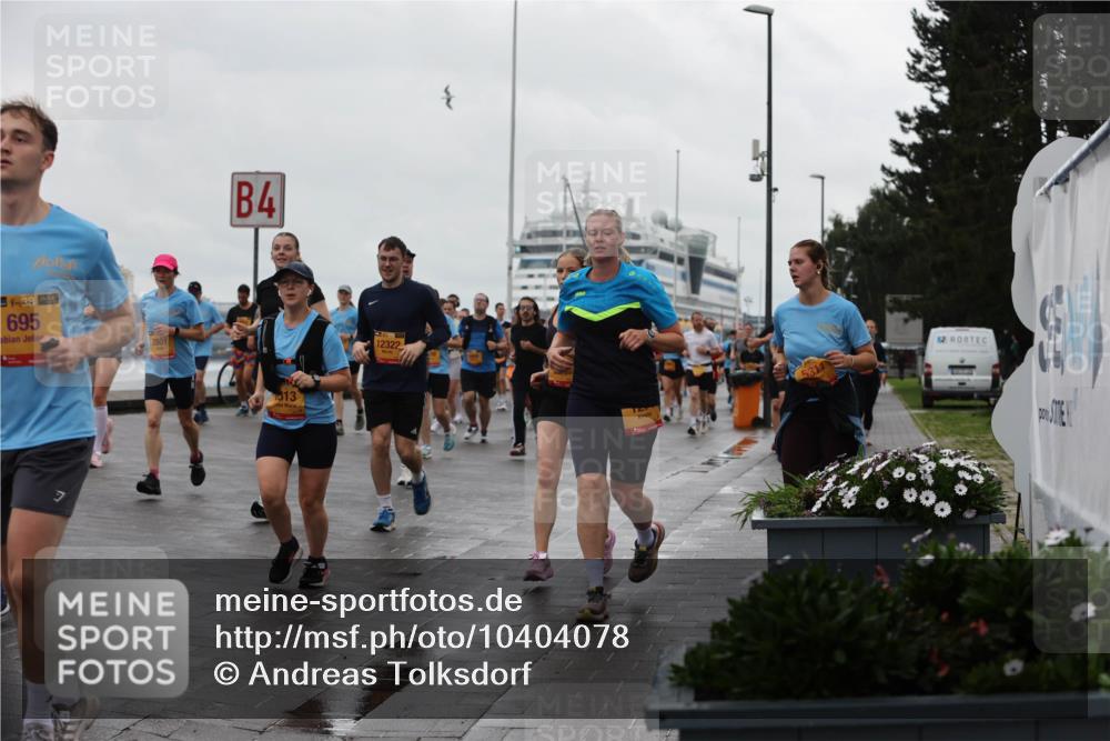 13.09.2026 - Kiel Lauf Andreas Tolksdorf http://msf.ph/oto/10404078 13.09.2026 11:04:26 Kiellinie 39, 695, 2801, 4, 13, 12322 meine-sportfotos.de