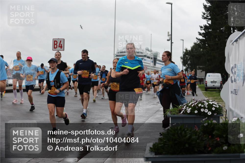 13.09.2026 - Kiel Lauf Andreas Tolksdorf http://msf.ph/oto/10404084 13.09.2026 11:04:26 Kiellinie 10896, 2801, 4, 313, 12322, 7529 meine-sportfotos.de
