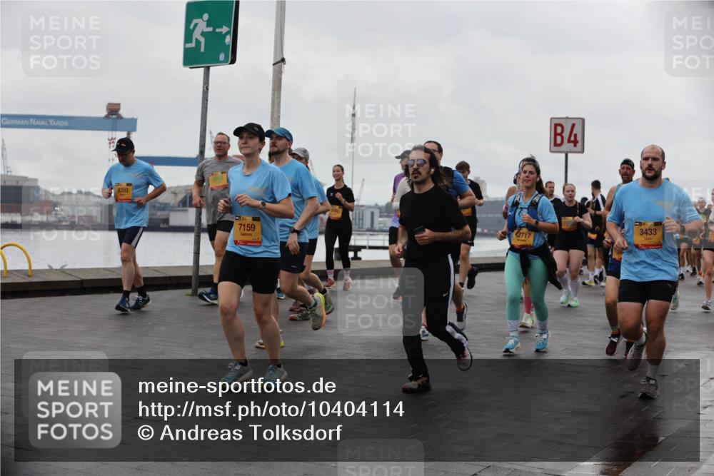 13.09.2026 - Kiel Lauf Andreas Tolksdorf http://msf.ph/oto/10404114 13.09.2026 11:04:31 Kiellinie 8350, 4, 39, 7159, 12717, 4, 39, 3433 meine-sportfotos.de