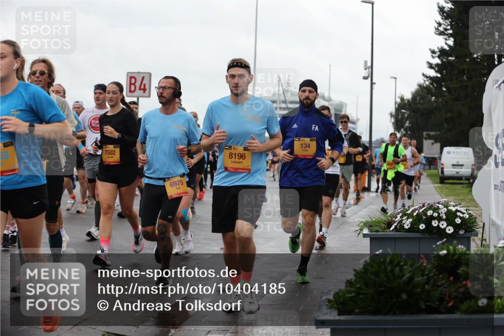 13.09.2026 - Kiel Lauf Andreas Tolksdorf http://msf.ph/oto/10404185 13.09.2026 11:04:37 Kiellinie 33, 35, 7502, 4, 6975, 38, 8196, 134 meine-sportfotos.de
