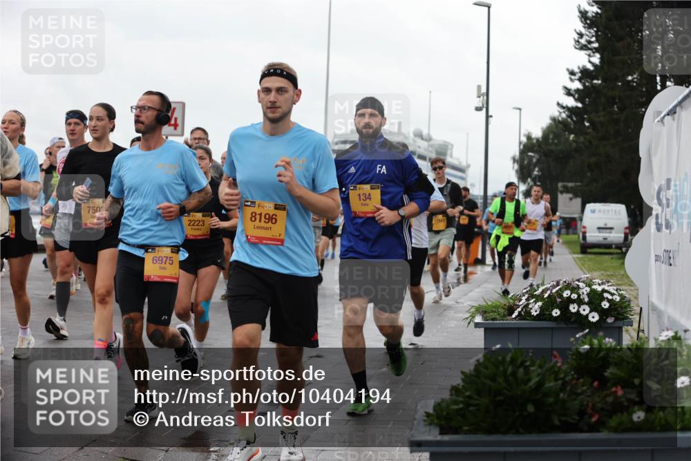 13.09.2026 - Kiel Lauf Andreas Tolksdorf http://msf.ph/oto/10404194 13.09.2026 11:04:37 Kiellinie 38, 750, 38, 6975, 2223, 38, 8196, 38, 134, 12847 meine-sportfotos.de