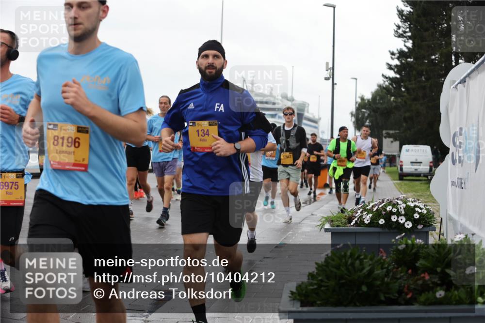 13.09.2026 - Kiel Lauf Andreas Tolksdorf http://msf.ph/oto/10404212 13.09.2026 11:04:38 Kiellinie 381, 6975, 38, 8196, 38, 134, 12847 meine-sportfotos.de