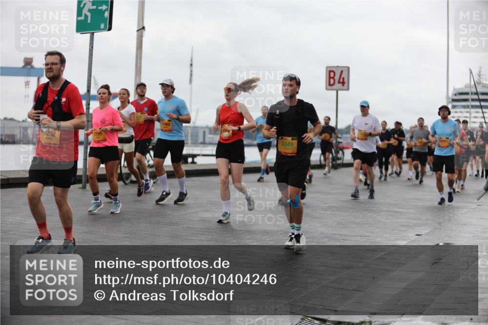 13.09.2026 - Kiel Lauf Andreas Tolksdorf http://msf.ph/oto/10404246 13.09.2026 11:04:58 Kiellinie 5252, 7799, 11902, 39, 3349, 4, 12083 meine-sportfotos.de