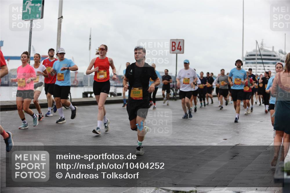 13.09.2026 - Kiel Lauf Andreas Tolksdorf http://msf.ph/oto/10404252 13.09.2026 11:04:58 Kiellinie 25, 11902, 3045, 7799, 39, 3349, 4, 65, 12083 meine-sportfotos.de