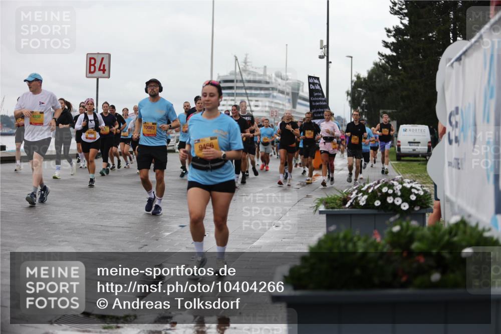 13.09.2026 - Kiel Lauf Andreas Tolksdorf http://msf.ph/oto/10404266 13.09.2026 11:05:00 Kiellinie 4838, 4, 12083, 9751, 9456, 3, 1747 meine-sportfotos.de