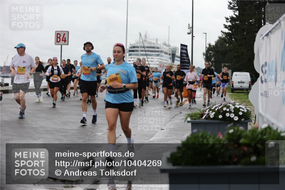 13.09.2026 - Kiel Lauf Andreas Tolksdorf http://msf.ph/oto/10404269 13.09.2026 11:05:00 Kiellinie 4838, 4, 9751, 120831, 9466, 3, 150 meine-sportfotos.de