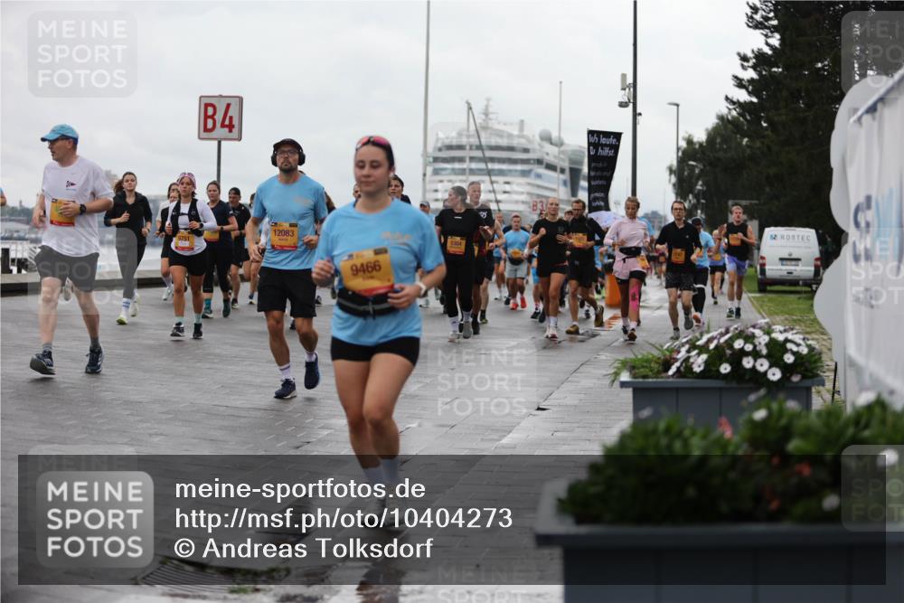 13.09.2026 - Kiel Lauf Andreas Tolksdorf http://msf.ph/oto/10404273 13.09.2026 11:05:00 Kiellinie 9751, 4, 12083, 9466, 1747 meine-sportfotos.de