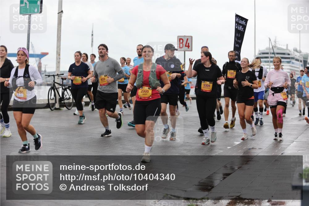 13.09.2026 - Kiel Lauf Andreas Tolksdorf http://msf.ph/oto/10404340 13.09.2026 11:05:04 Kiellinie 9751, 933, 4, 2006, 5304, 1320, 50 meine-sportfotos.de