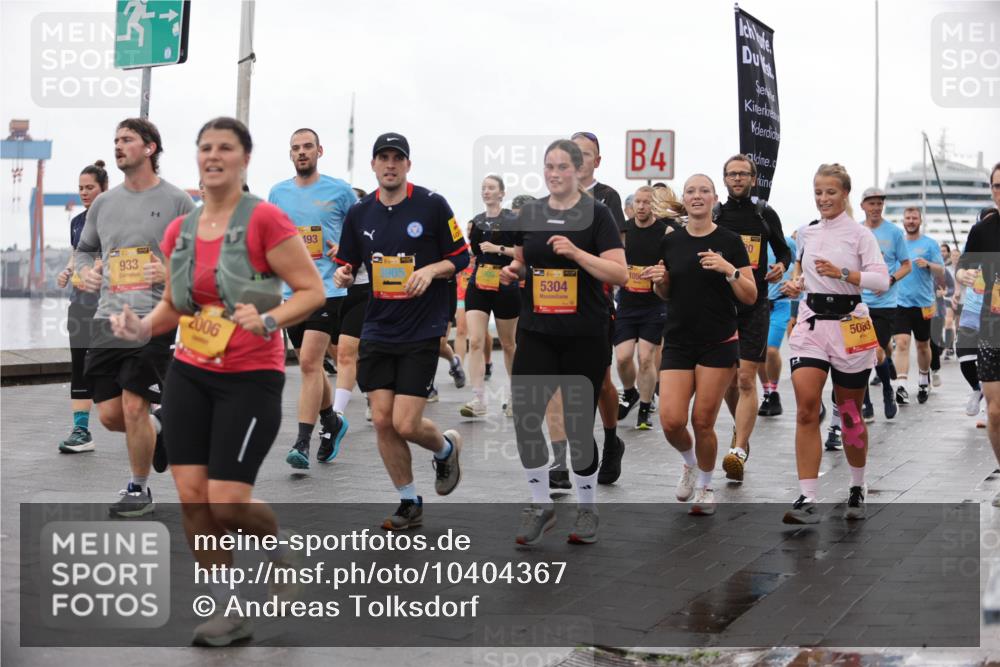 13.09.2026 - Kiel Lauf Andreas Tolksdorf http://msf.ph/oto/10404367 13.09.2026 11:05:05 Kiellinie 32, 933, 2006, 193, 3905, 1909, 5304, 4, 5083 meine-sportfotos.de
