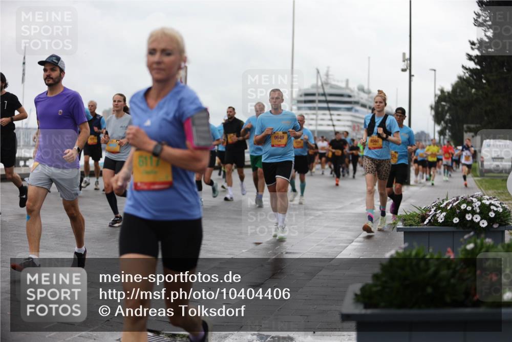 13.09.2026 - Kiel Lauf Andreas Tolksdorf http://msf.ph/oto/10404406 13.09.2026 11:05:13 Kiellinie 6117, 9649, 8586 meine-sportfotos.de