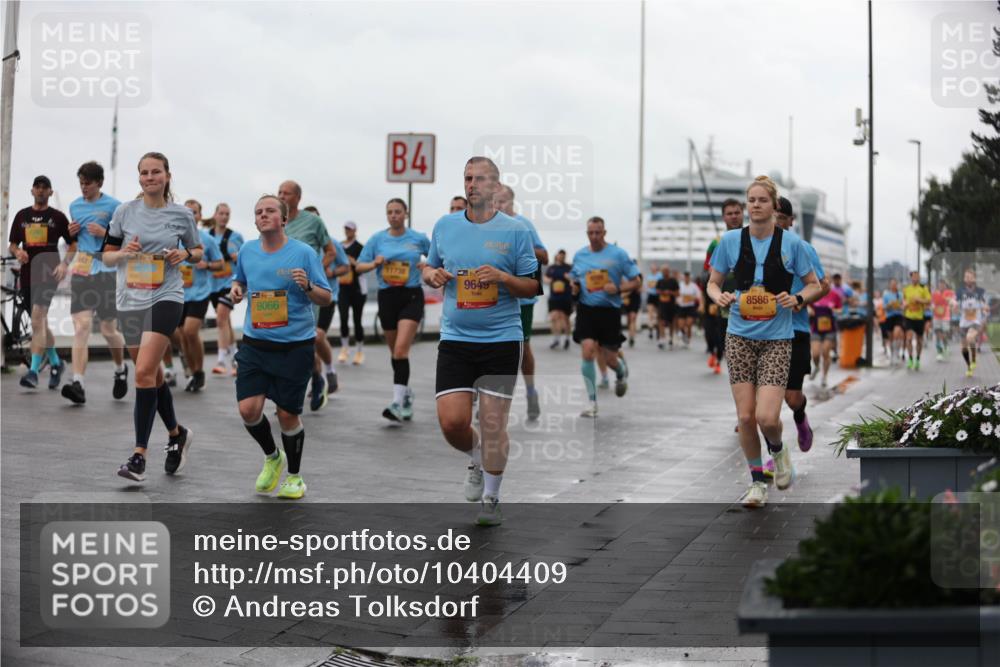 13.09.2026 - Kiel Lauf Andreas Tolksdorf http://msf.ph/oto/10404409 13.09.2026 11:05:14 Kiellinie 9066, 4, 9649, 8586 meine-sportfotos.de