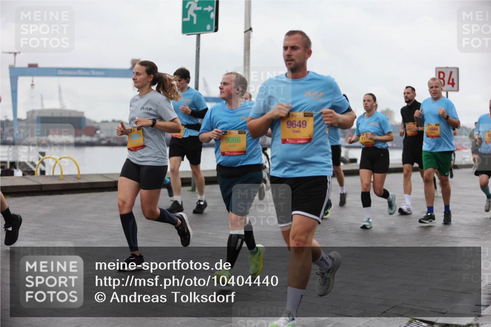 13.09.2026 - Kiel Lauf Andreas Tolksdorf http://msf.ph/oto/10404440 13.09.2026 11:05:15 Kiellinie 39, 9066, 94, 9649, 320, 11044, 90 meine-sportfotos.de