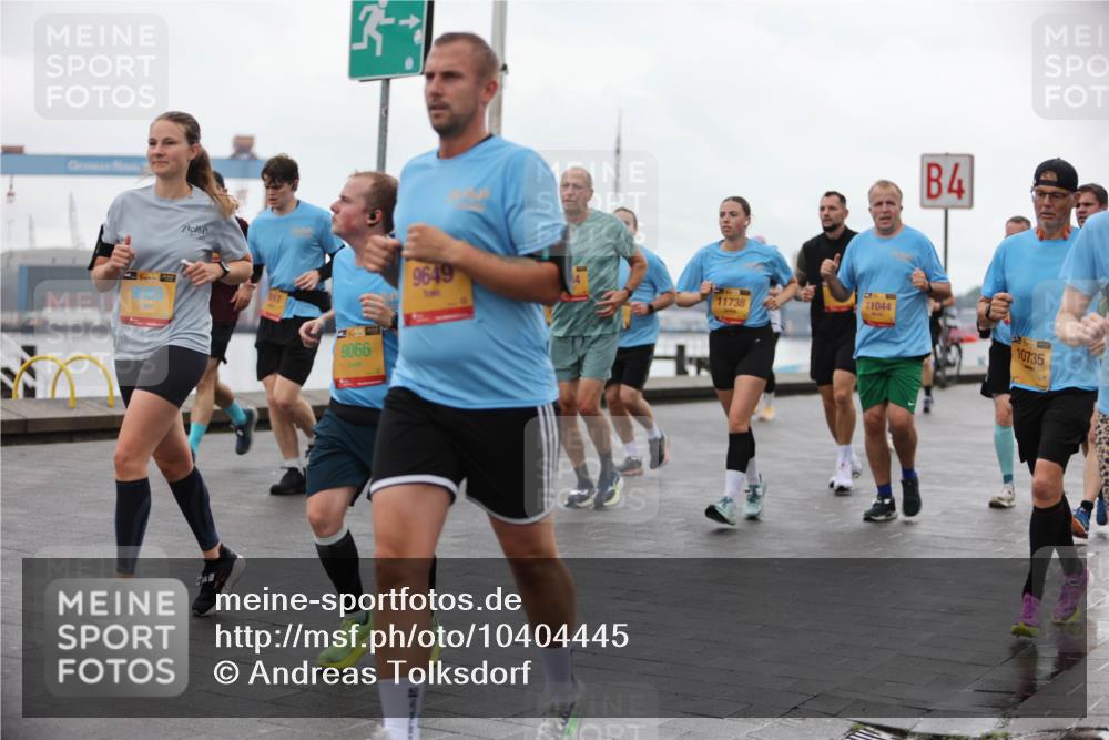 13.09.2026 - Kiel Lauf Andreas Tolksdorf http://msf.ph/oto/10404445 13.09.2026 11:05:16 Kiellinie 3, 9649, 4, 10735 meine-sportfotos.de