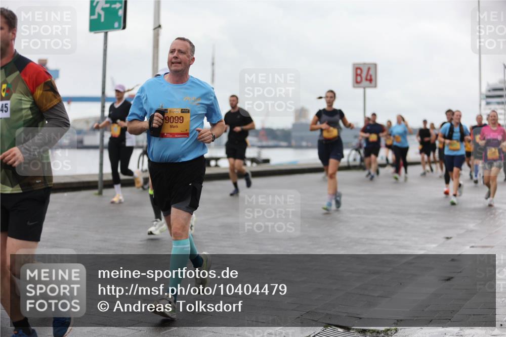 13.09.2026 - Kiel Lauf Andreas Tolksdorf http://msf.ph/oto/10404479 13.09.2026 11:05:18 Kiellinie 45, 38, 9099, 4 meine-sportfotos.de