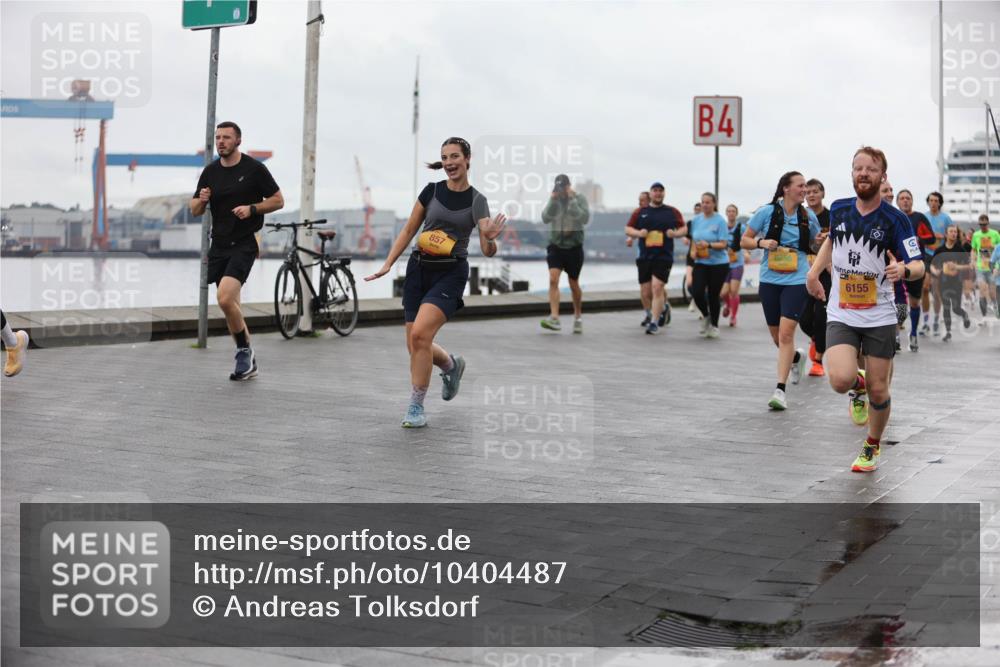 13.09.2026 - Kiel Lauf Andreas Tolksdorf http://msf.ph/oto/10404487 13.09.2026 11:05:20 Kiellinie 857, 4, 6256, 6155 meine-sportfotos.de