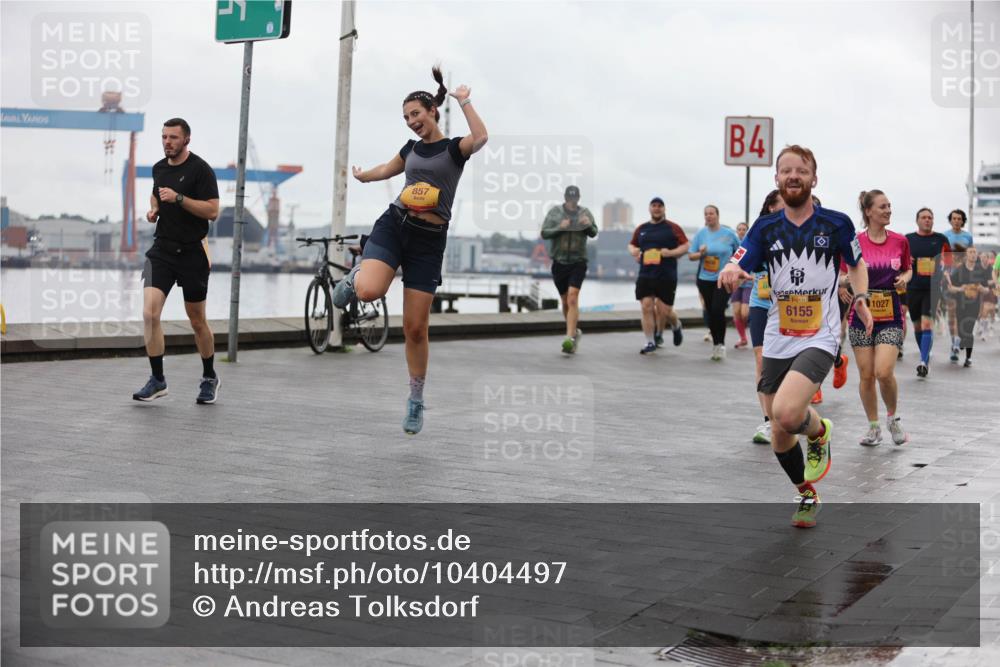 13.09.2026 - Kiel Lauf Andreas Tolksdorf http://msf.ph/oto/10404497 13.09.2026 11:05:20 Kiellinie 857, 4, 6155, 1027 meine-sportfotos.de