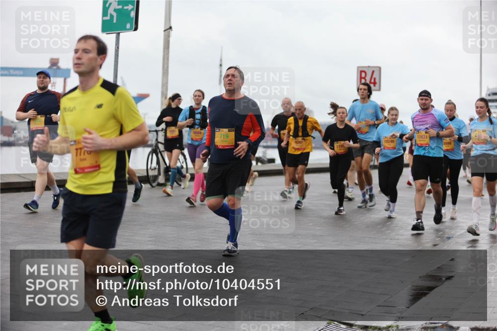 13.09.2026 - Kiel Lauf Andreas Tolksdorf http://msf.ph/oto/10404551 13.09.2026 11:05:25 Kiellinie 1578, 4, 6684, 719, 10246, 9282, 1195, 11631, 44, 3599 meine-sportfotos.de