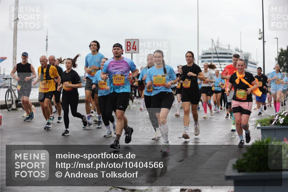 13.09.2026 - Kiel Lauf Andreas Tolksdorf http://msf.ph/oto/10404566 13.09.2026 11:05:26 Kiellinie 9282, 10246, 39, 11631, 4, 2161, 6762, 10482 meine-sportfotos.de