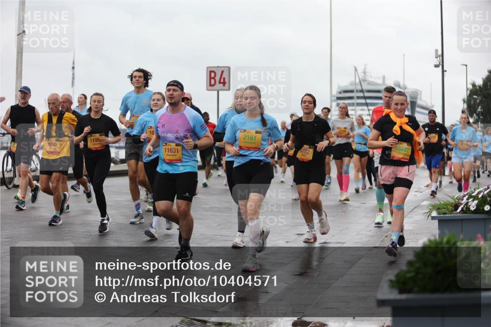 13.09.2026 - Kiel Lauf Andreas Tolksdorf http://msf.ph/oto/10404571 13.09.2026 11:05:26 Kiellinie 10, 1195, 9282, 4, 11631, 139, 2161, 6762, 134, 10482 meine-sportfotos.de